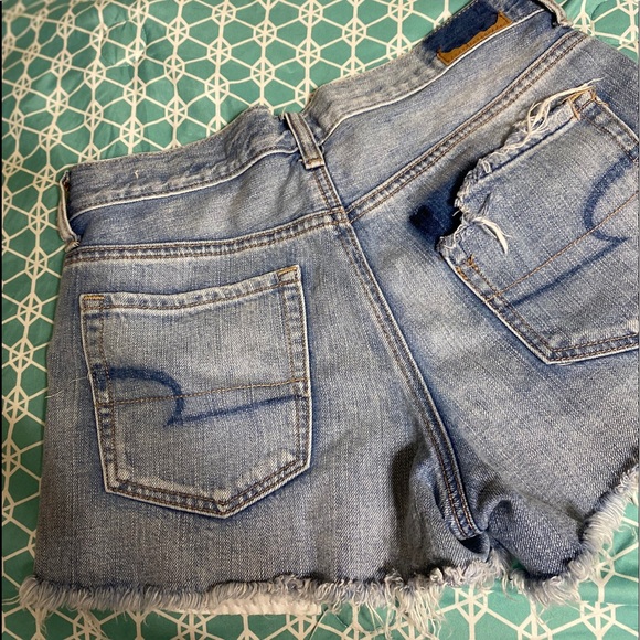American Eagle distress shorts sz 4 - Picture 4 of 6